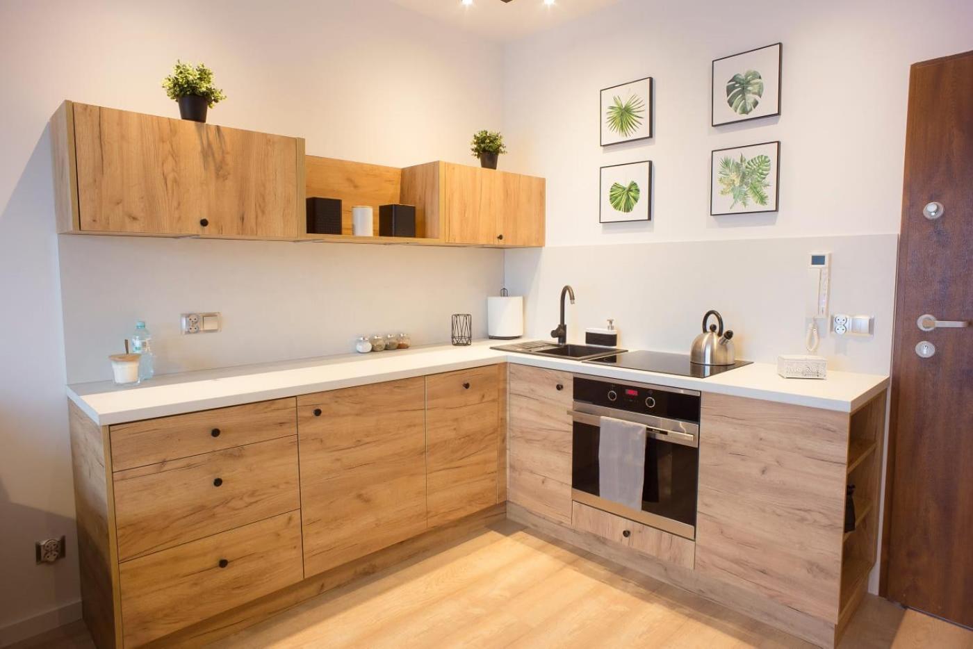 Apartament Na Piernikowym Z Miejscem Postojowym Torun Ngoại thất bức ảnh